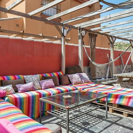 Villa Marty - Mayores De 25 Anos Chiclana de la Frontera Εξωτερικό φωτογραφία
